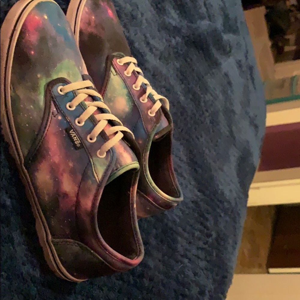 Galaxy Vans